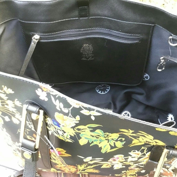 Alice Through the Looking Glass Handbag - Picture 3 of 8